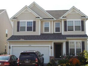 Building Photo - 2715 Rinaldi Dr