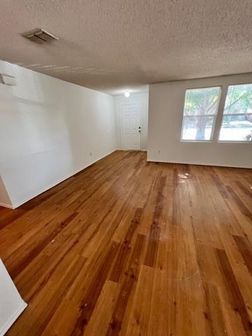 Building Photo - 16541 Jasmine Springs Dr