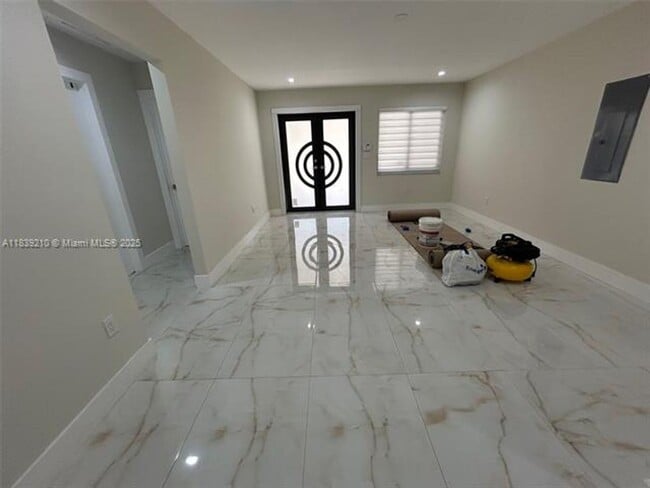 Foto del edificio - 4285 SW 7th St