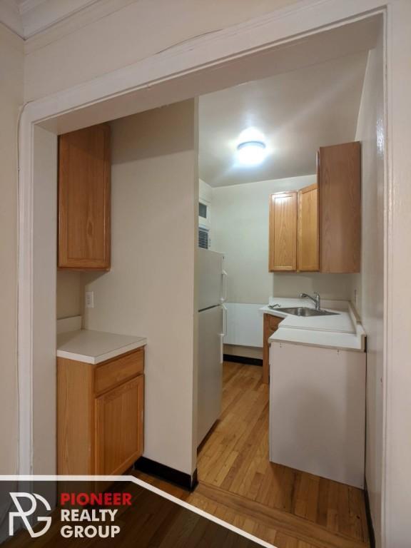 Building Photo - 1 bedroom in CHICAGO IL 60613