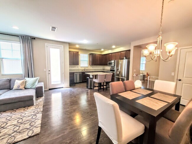 Building Photo - Gorgeous Home- Lots of Upgrades