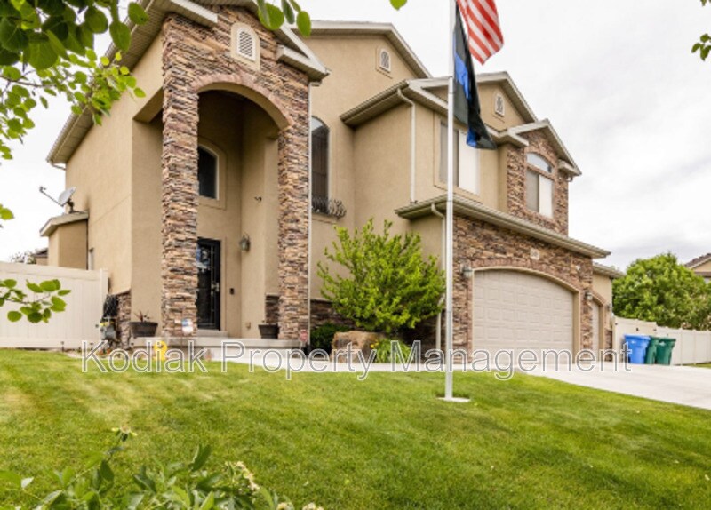 Foto principal - 12452 Black Foot St