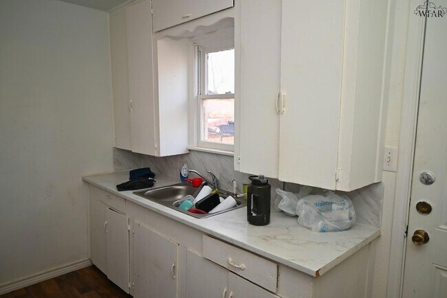 Foto del edificio - 902 Flood St