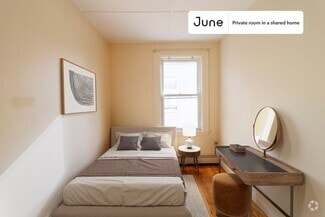 Building Photo - Private bedroom in 4 bed/1 bath Home