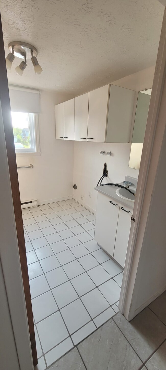 Building Photo - 109 Rue Bourgeois