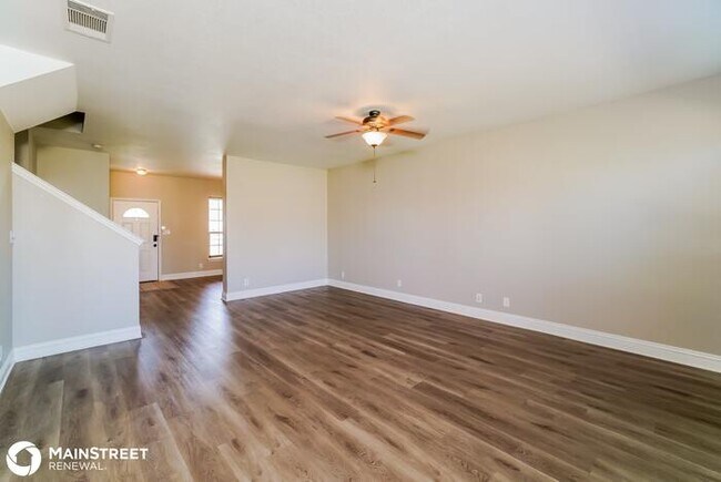 Foto del edificio - 5671 Midcrown Dr, San Antonio, TX 78218
