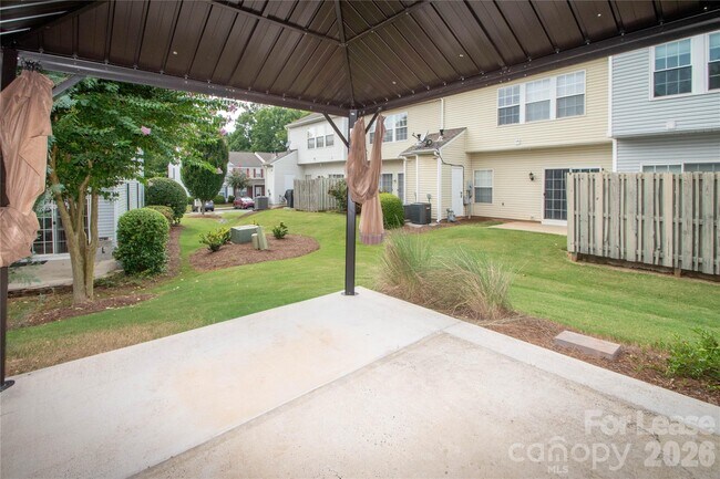 Foto del edificio - 3148 Mannington Dr