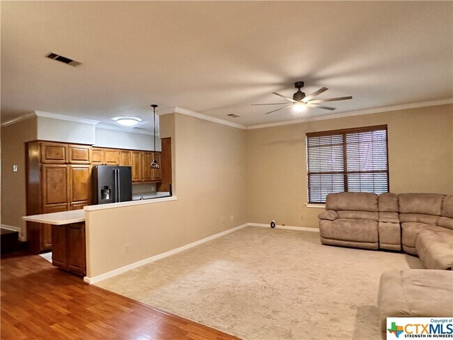 Building Photo - 705 Crystal Cove