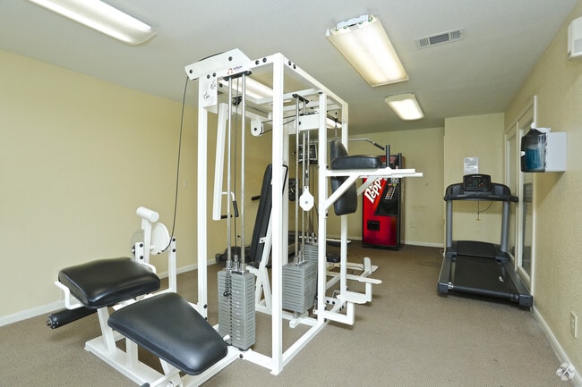 Exercise Room - Windchase Hamlet Apartments
