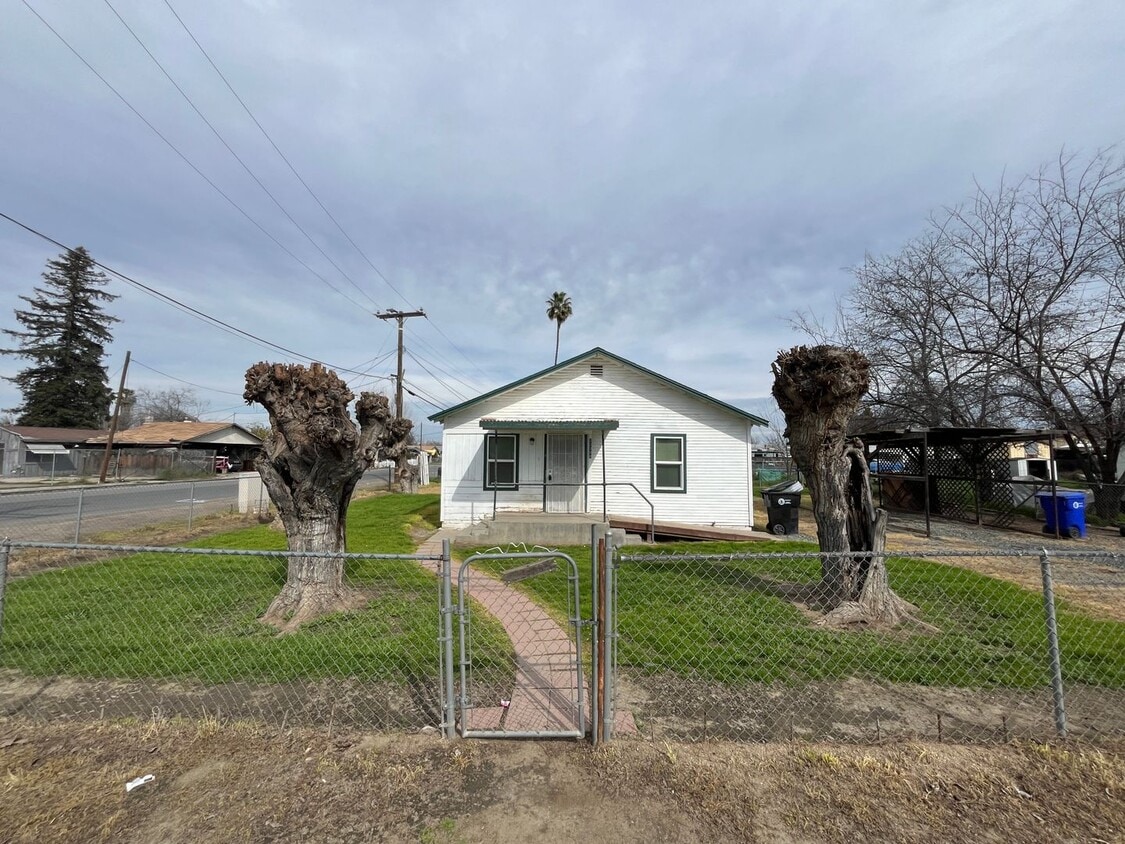22308 Ave 152, Porterville, CA 93257 House Rental in Porterville, CA