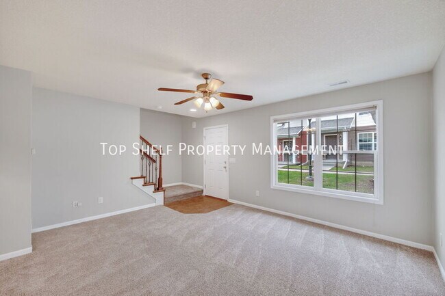 Building Photo - 9125 Greenspire Dr