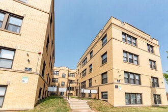 Building Photo - 1014 S 1st Ave