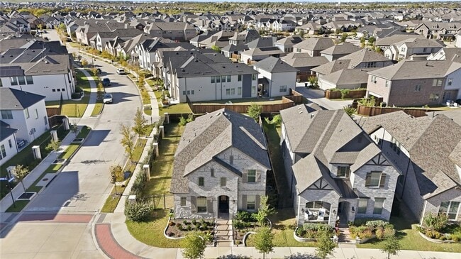 Photo - 4424 English Maple Dr House