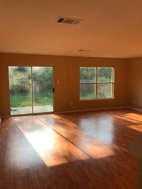 Foto del edificio - 10501 Garbacz Dr