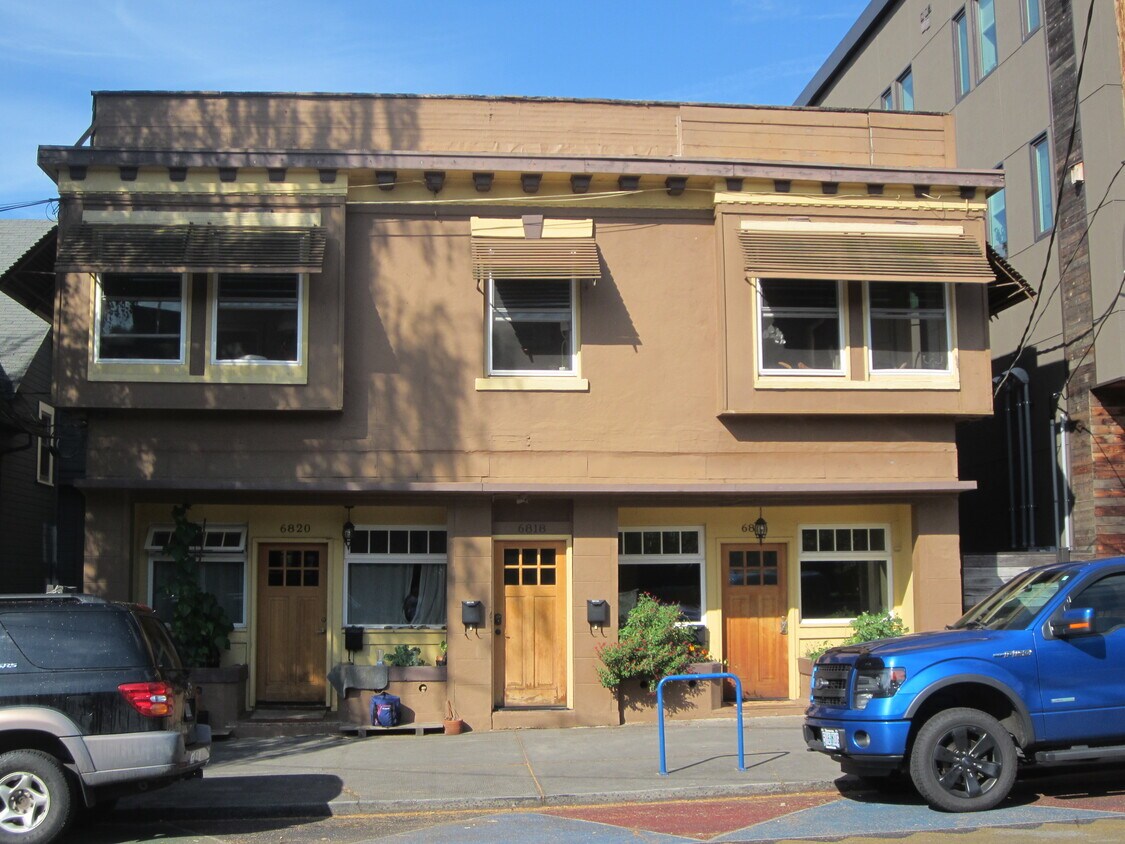 Exterior - 6818 NE Durham Ave