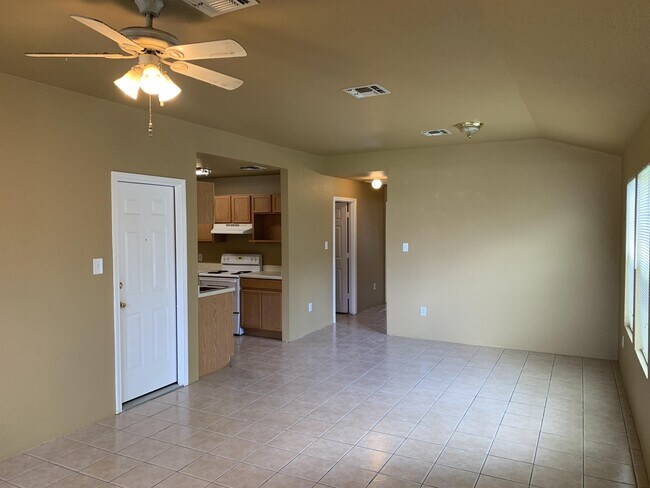 Building Photo - 3872 Maverick Creek