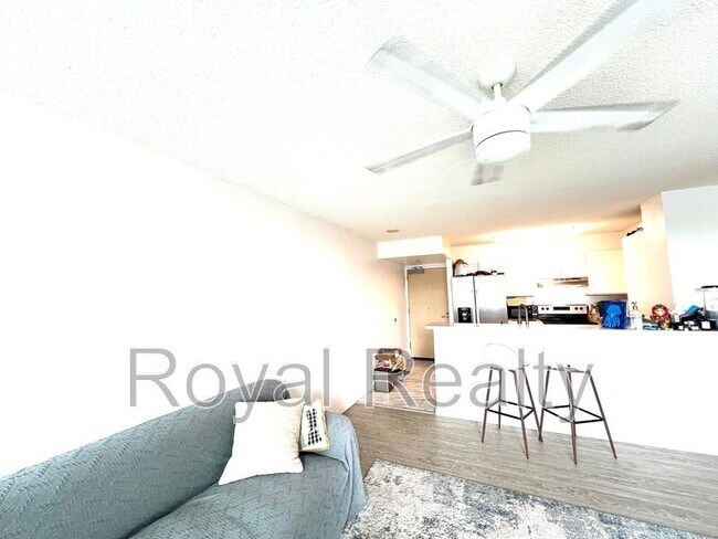 Foto del edificio - 1448 Young St