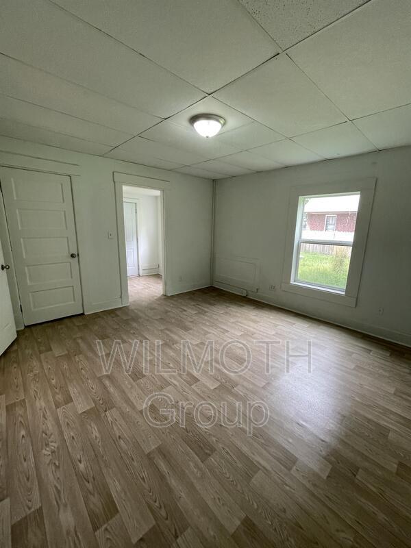 Building Photo - 520 N Moreland Ave
