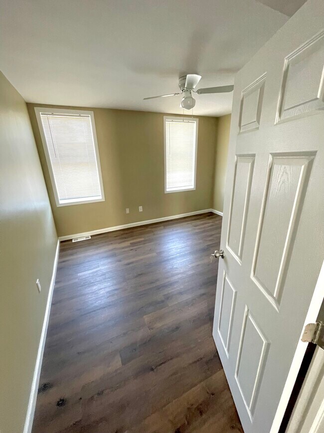 Building Photo - 4638 Reisterstown Rd