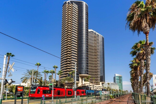 Building Photo - 100 Harbor Dr
