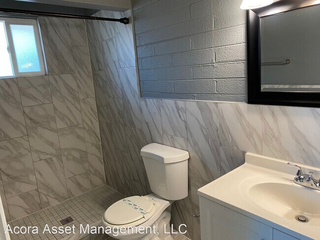 Foto del edificio - 704-724-724 W 5th St