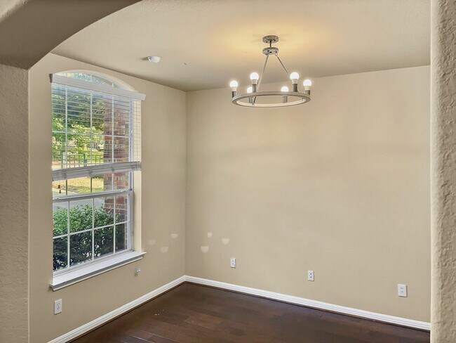 Foto del edificio - New year new house