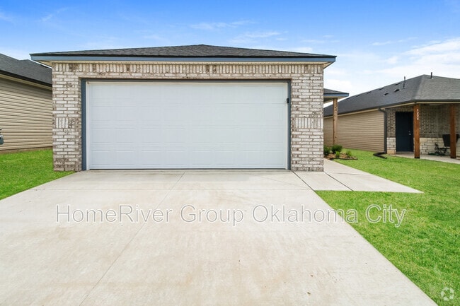 Building Photo - 1220 S Brk Dr