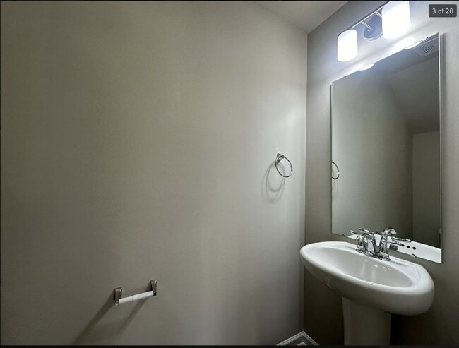 Foto del edificio - 9050 Stoney Waters Ct