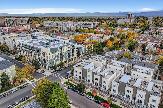 Foto del edificio - 177 S Harrison St
