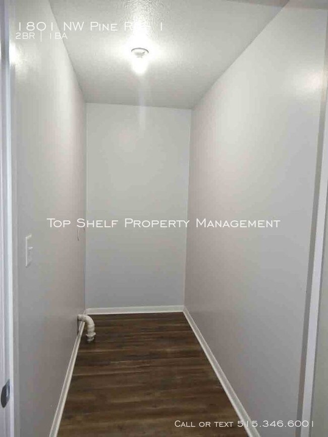 Building Photo - 1/2 off first months rent