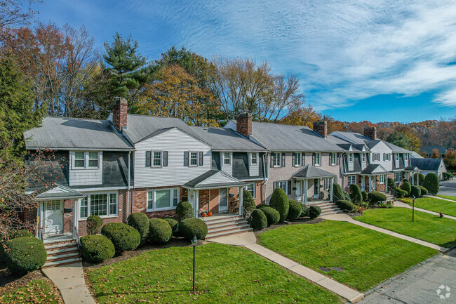 Wedgewood Common Apartments