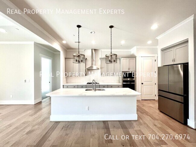Foto del edificio - 8878 Cotton Grove Ct