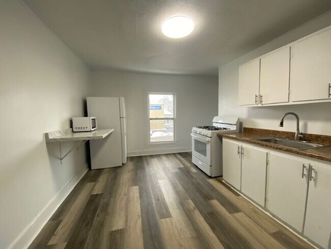 Foto del edificio - 124 S Chillicothe St