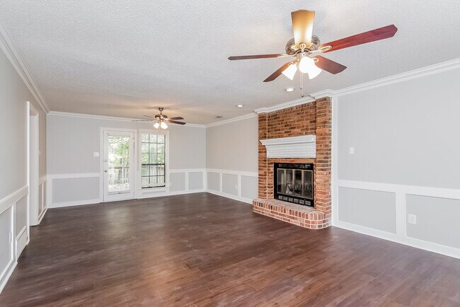 Foto del edificio - 2080 Beckenham Cove