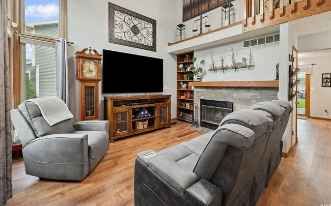 Foto del edificio - 1021 Southport Dr