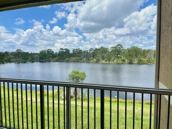 Foto del edificio - 3684 NW Mediterranean Ln