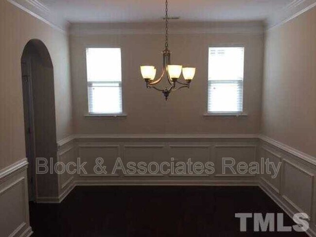 Building Photo - 1024 Traditions Meadow Dr