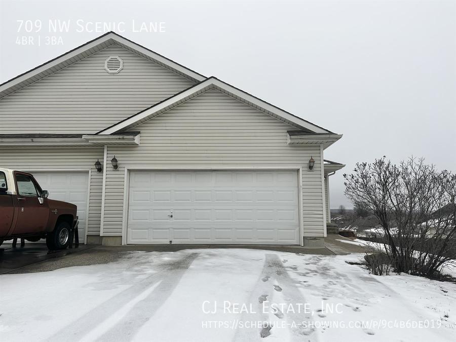 709 NW Scenic Ln, Grain Valley, MO 64029 Room for Rent in Grain
