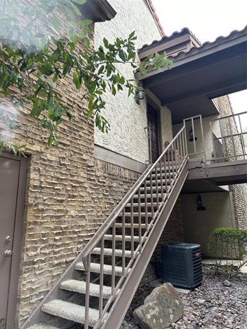 Foto del edificio - 336 Melrose Dr
