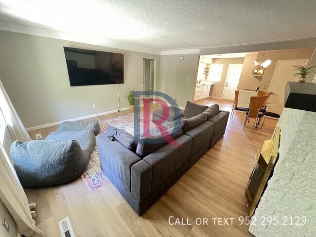 Foto del edificio - 13702 Country Ln