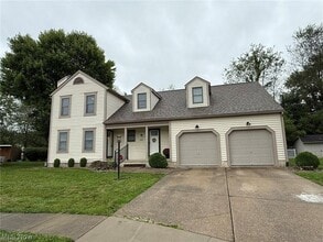 Building Photo - 1667 Ann Cir NE