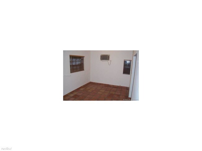 Building Photo - 1149 Milan Ave