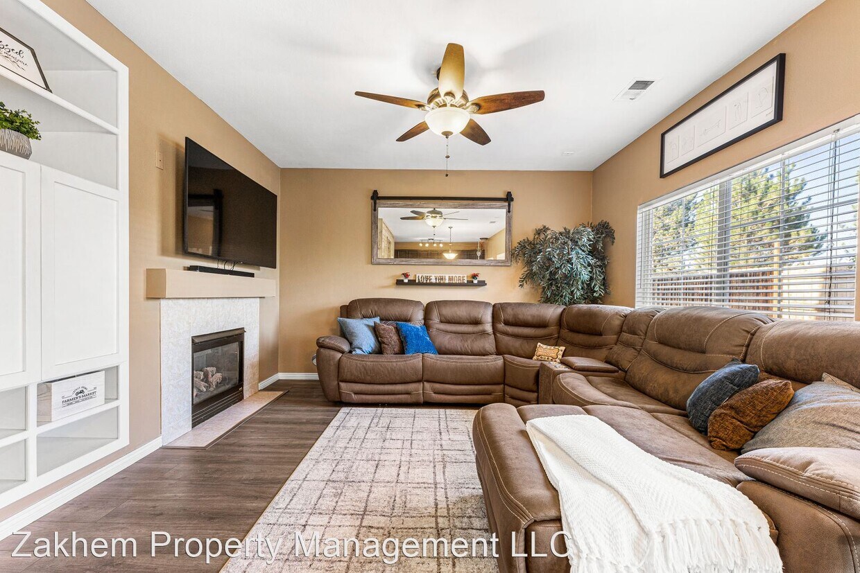 7356 S Nucla St, Aurora, CO 80016 House Rental in Aurora, CO