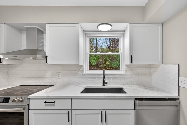 Foto del edificio - 5737 Kroegermount Dr