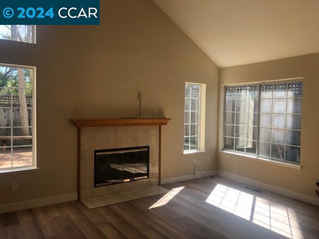 Building Photo - 1410 Greystone Ln