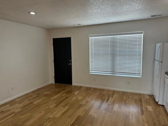 Foto del edificio - 316 S Marion St