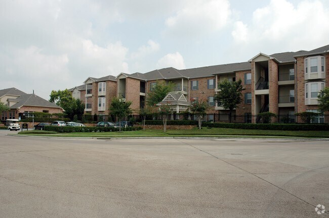 Braeswood Park Condominiums Apartments Houston, TX