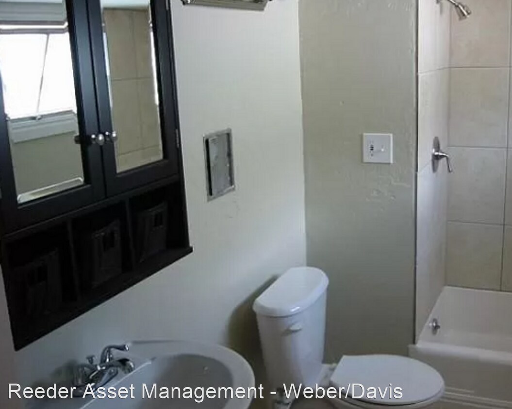Foto del edificio - 2 br, 1 bath House - 2467 C Avenue