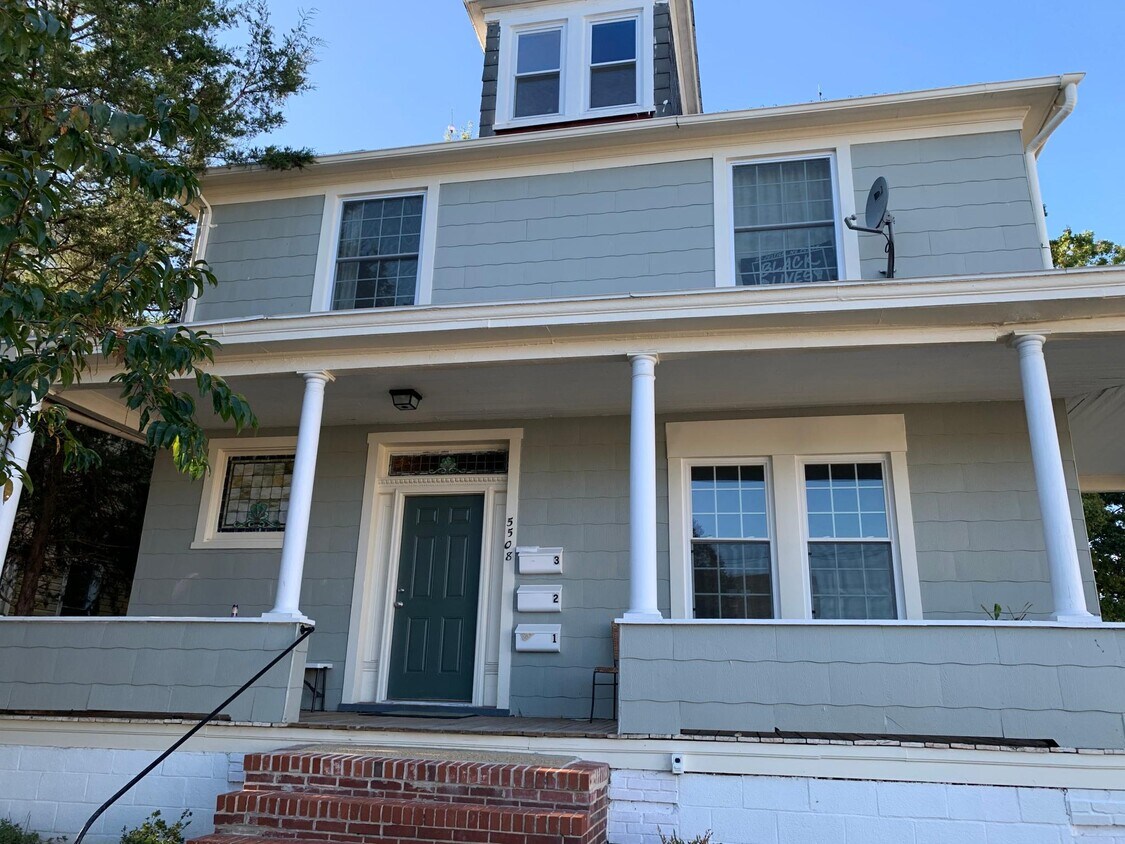 Primary Photo - 5508 Hampnett Ave