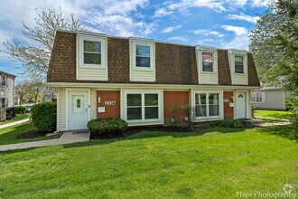 Building Photo - 2336 Old Kings Ct